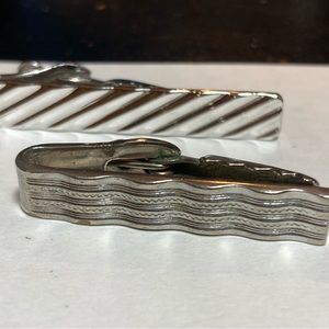 Vtg SWANK Tie Bar Clips (2)